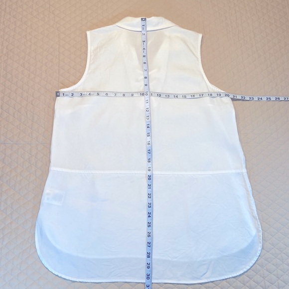 Ellen Tracy Sleeveless Tunic. Lace up Neckline. White. Hi-Lo Hem. Large. - Picture 8 of 9